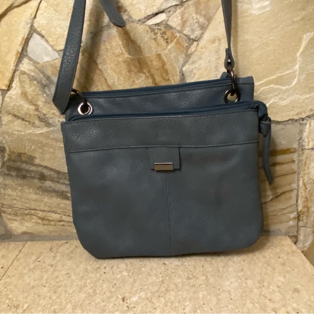 Mia and Luca beautiful shade of Blue in a vegan leather Crossbody Bag - Picture 8 of 12